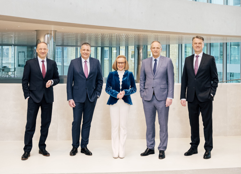 Executive Board (photo)